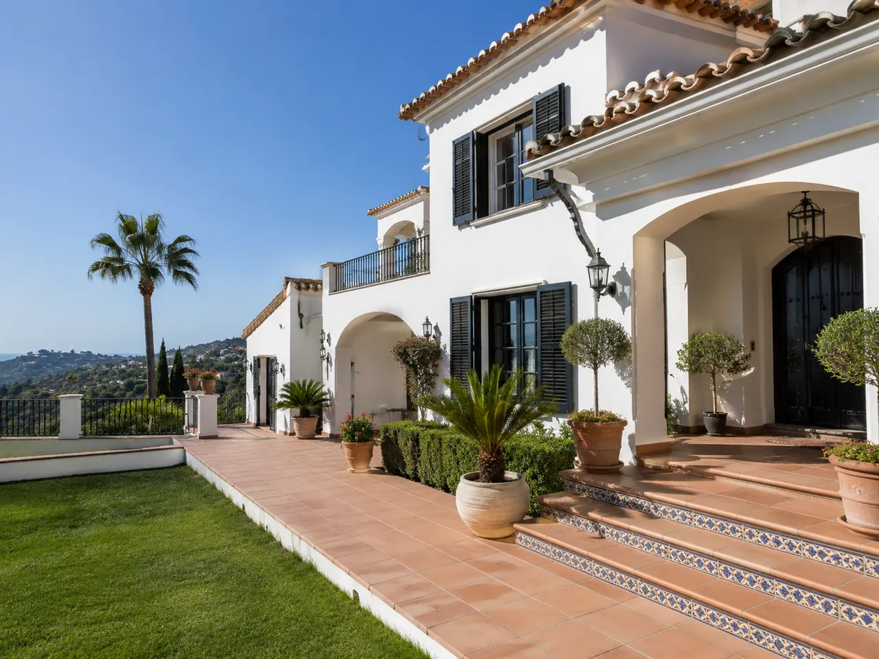 Well-kept Costa del Sol villa while the owner is away